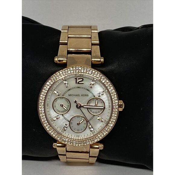 Michael Kors MK5616 Women's Gold Stainless Steel Analog Dial Quartz Watch WO648 - Picture 3 of 12